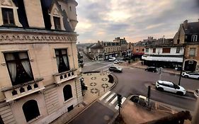 Maison De Ville Au Centre De Fismes